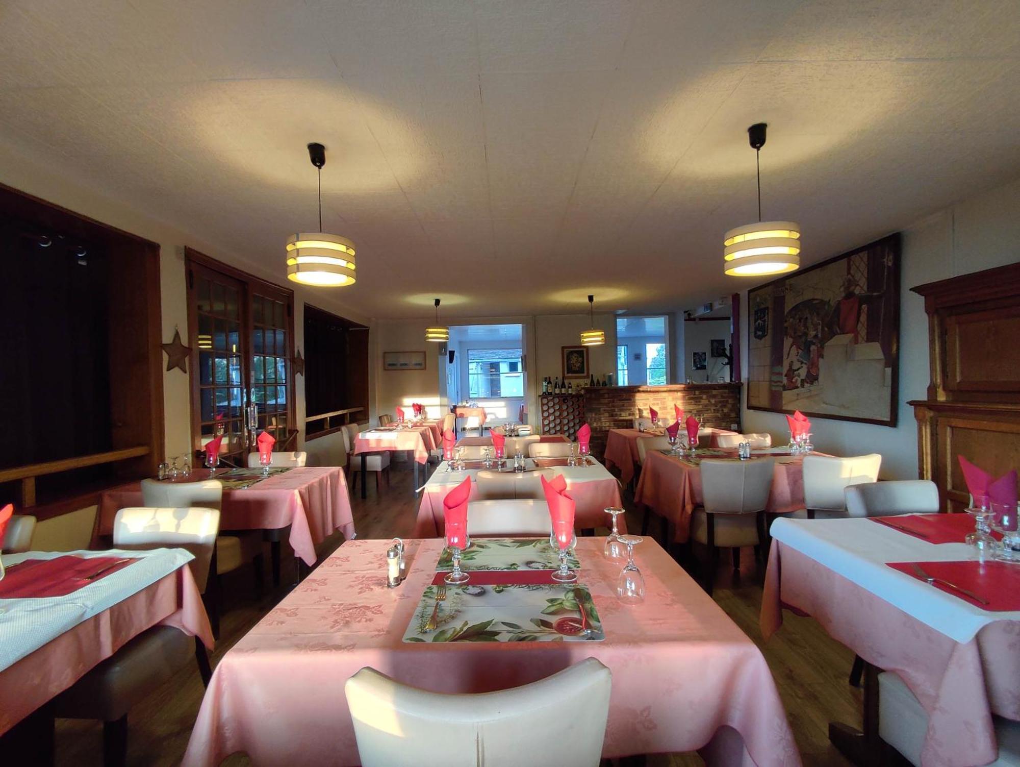 Aux Trois Rois Otel Pont-Sur-Yonne Dış mekan fotoğraf