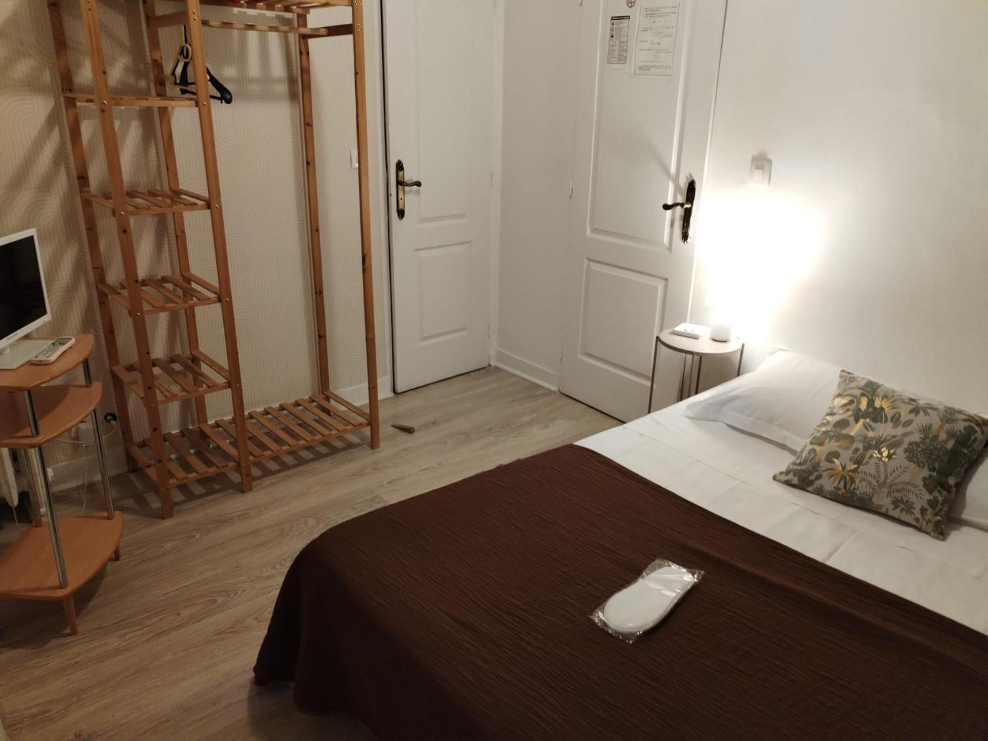 Aux Trois Rois Otel Pont-Sur-Yonne Dış mekan fotoğraf